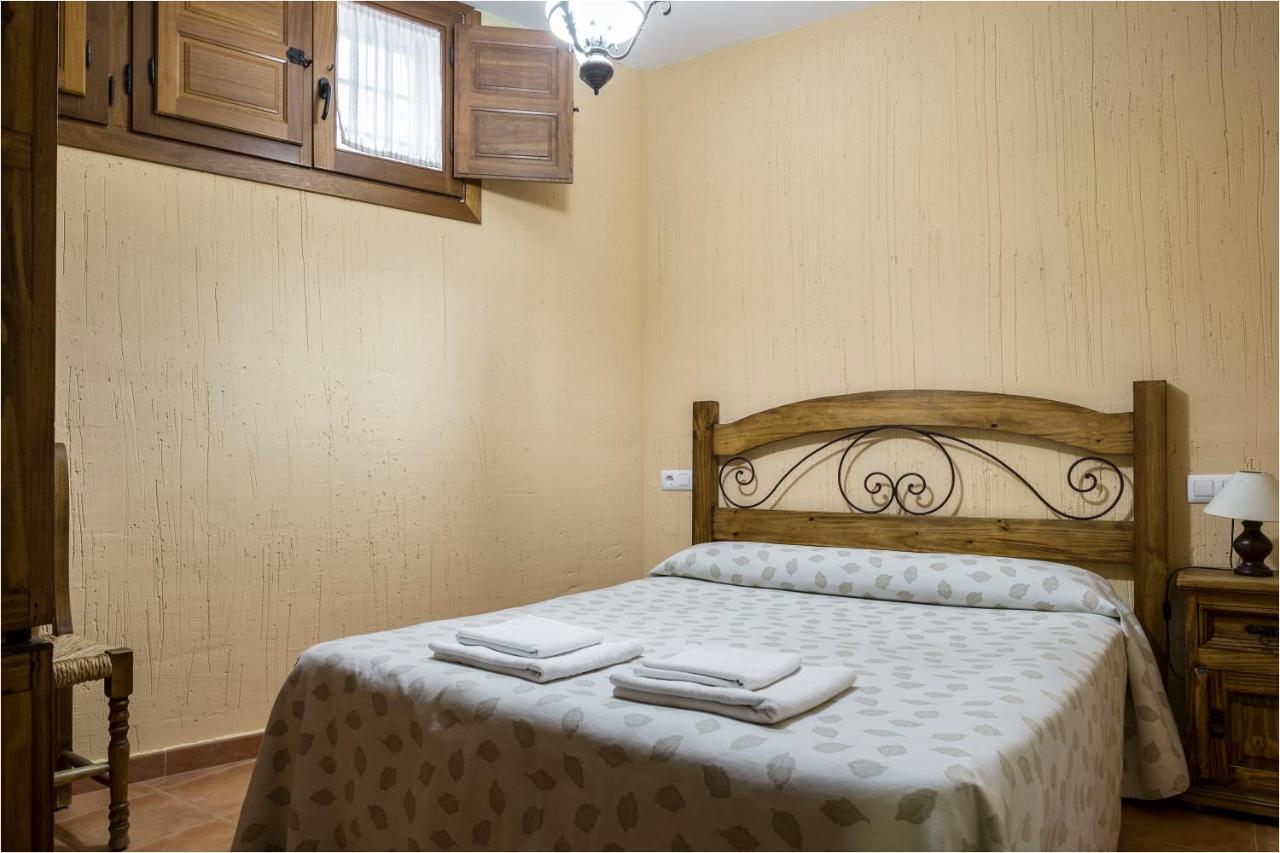 Apartamentos Turísticos Ciudad Encantada Valdecabras Exterior foto